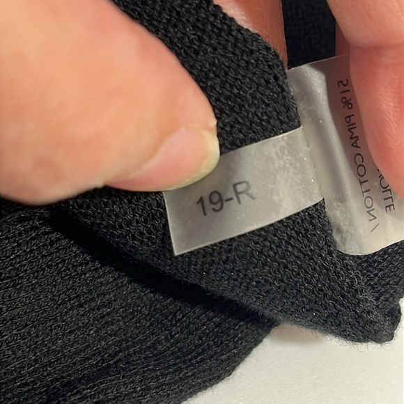 NWT Peruvian Connection Womens Black Morgan Top Lightweight Sweater Size L Basic - Picture 14 of 15